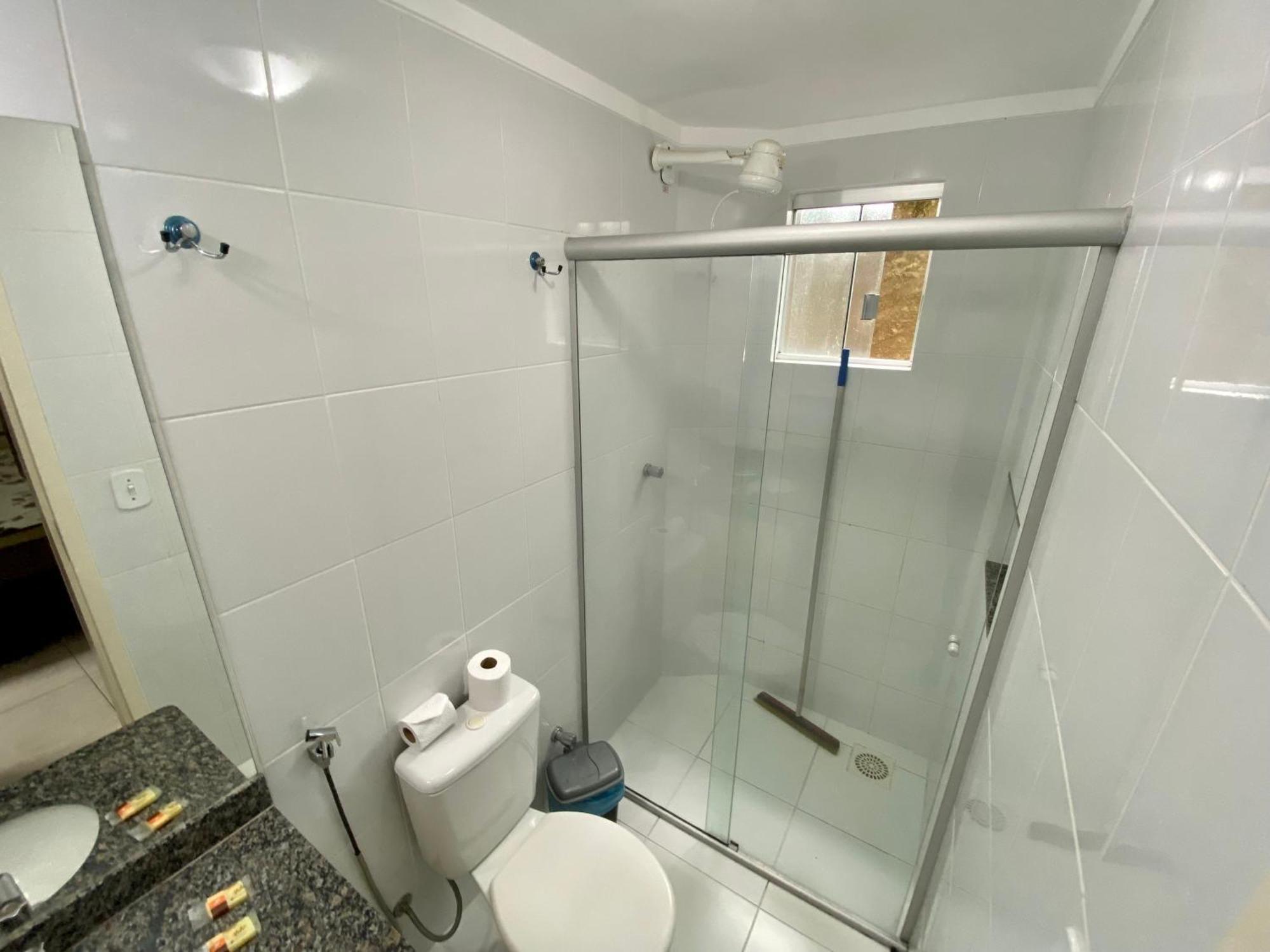 Di Roma Lacqua Caldas Novas Park 24H, Com Roupas De Cama E Banho Eksteriør billede