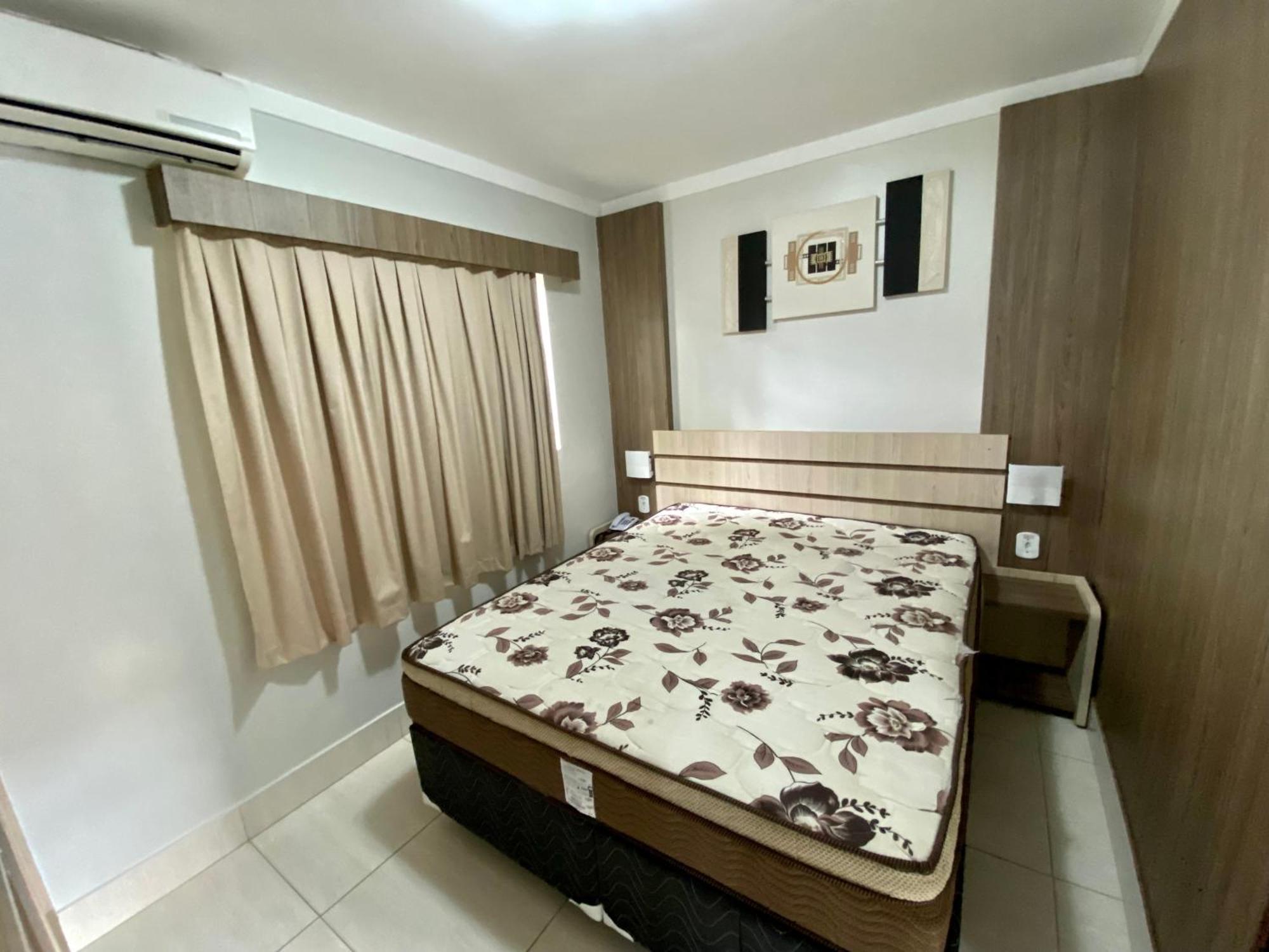 Di Roma Lacqua Caldas Novas Park 24H, Com Roupas De Cama E Banho Eksteriør billede